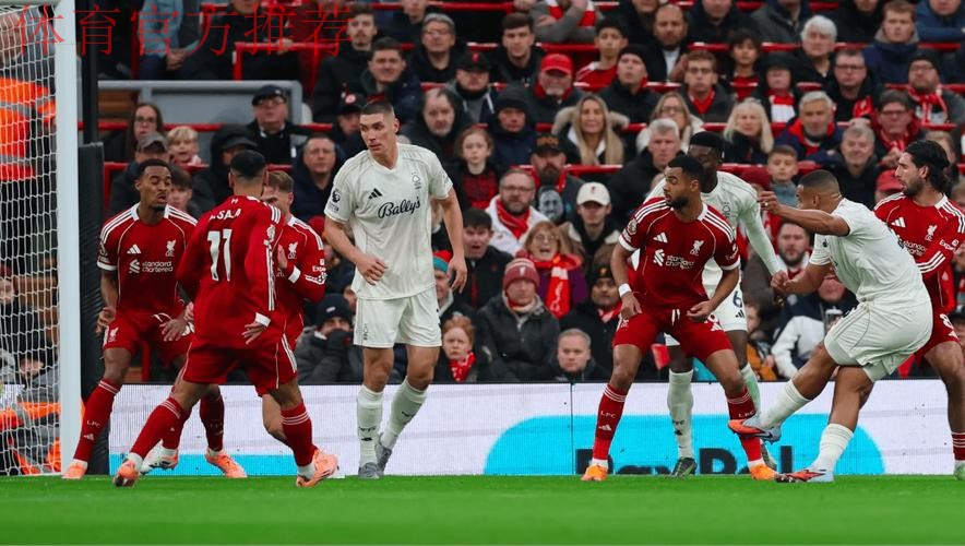 豪门悲喜夜 利物浦0-3坠入下半区 巴萨4-0登顶 曼城1-2被蓝军超越 豪门悲喜夜 利物浦0-3坠入下半区 巴萨4-0登顶 曼城1-2被蓝军超越